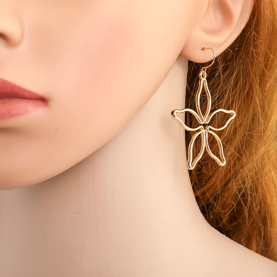 Hawaiian Flower Hook Earrings