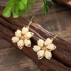 Hawaiian Flower Earrings With Pikake Flower Beads In 4 Different Colors