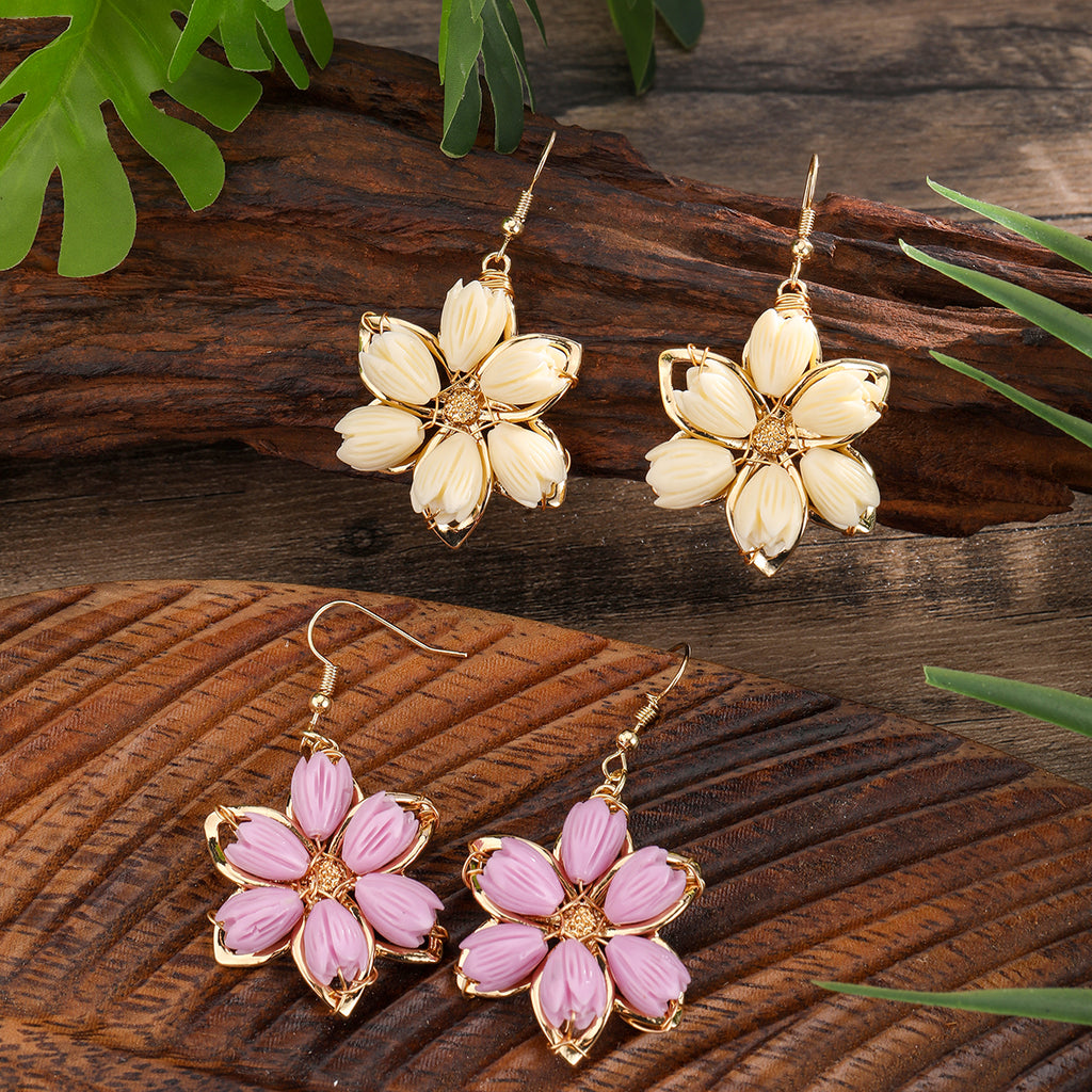 Hawaiian Flower Earrings With Pikake Flower Beads In 4 Different Colors