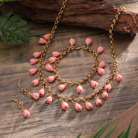 Set Of Chain Bracelet, Earrings And Necklace Sustained With Pikake Flower Beads In 3 Different Colors