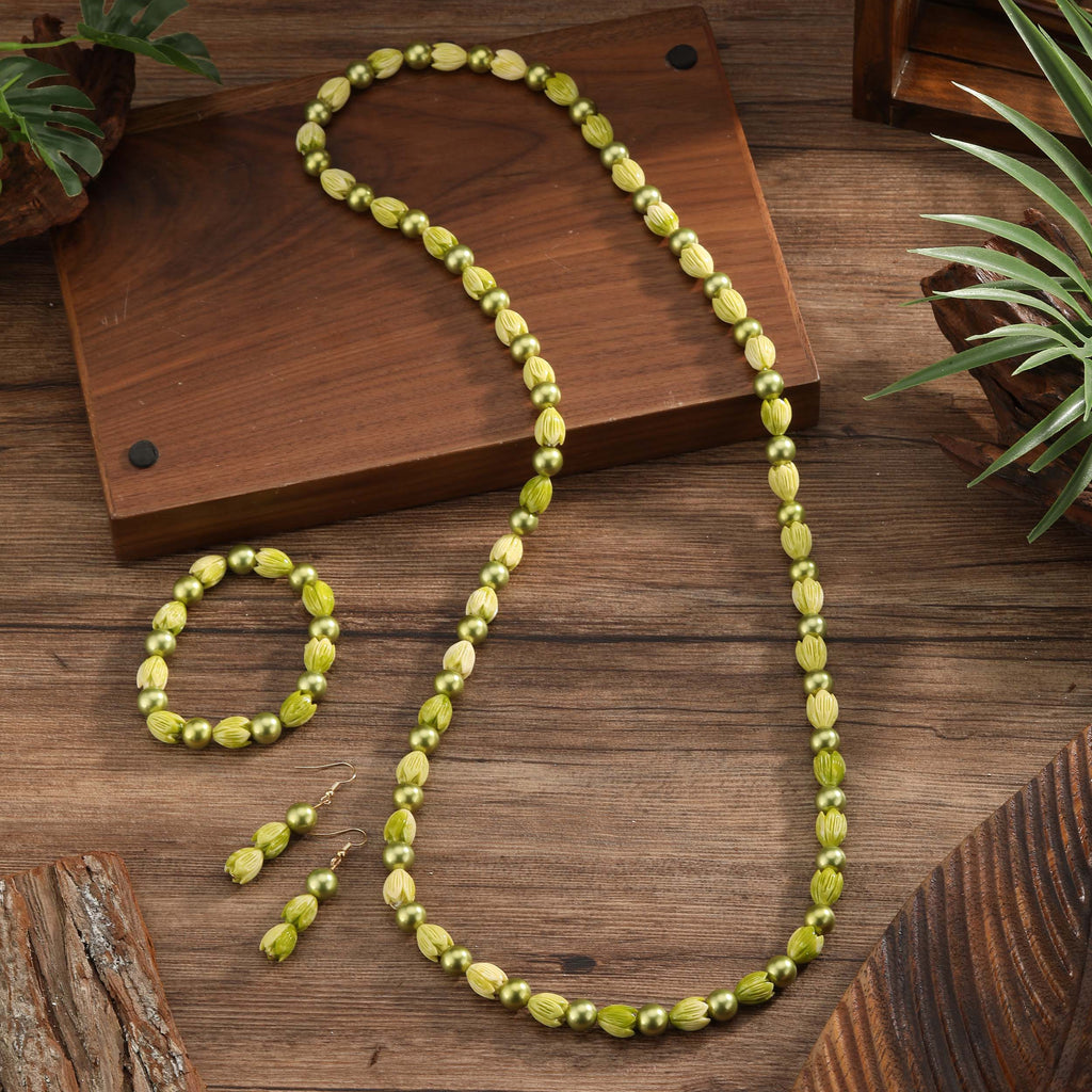 Set Of Bracelet, Earrings And Necklace With Hawaiian Green Pikake Flower Beads And Pistachio Tahitian Pearls