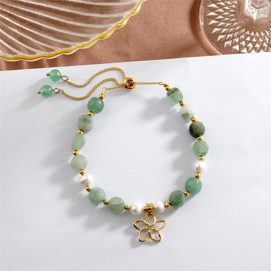 Green Gemstones & Pearls Bracelet With Light Silver Pearls And Golden Beads In Different Hawaiian Charms