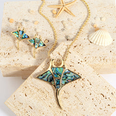 Set Of Metallic Green-Purple Manta Ray Fish Earrings And Necklace