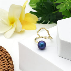 Wavy Ring With A Pearl In Different Styles And Colors