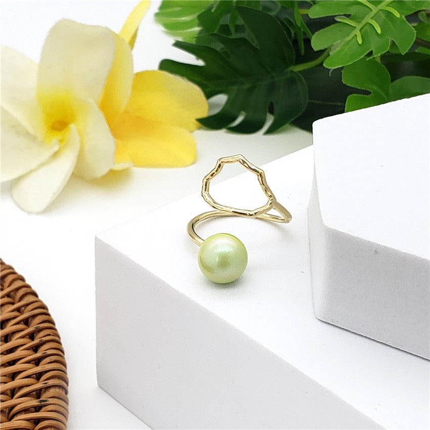 Wavy Ring With A Pearl In Different Styles And Colors