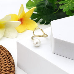 Wavy Ring With A Pearl In Different Styles And Colors