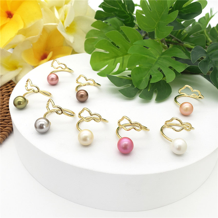 Wavy Ring With A Pearl In Different Styles And Colors