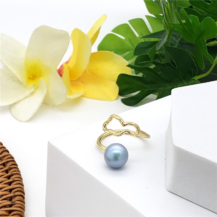 Wavy Ring With A Pearl In Different Styles And Colors