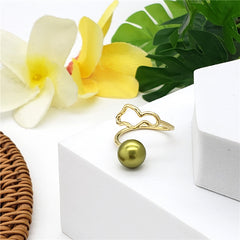 Wavy Ring With A Pearl In Different Styles And Colors