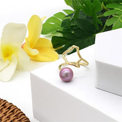 Wavy Ring With A Pearl In Different Styles And Colors