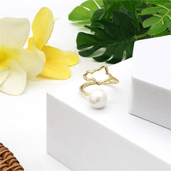 Wavy Ring With A Pearl In Different Styles And Colors