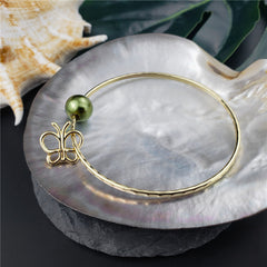 Bracelet With A Pearl & Charm In Different Styles And Colors