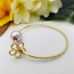 Bracelet With A Pearl & Charm In Different Styles And Colors