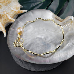 Wavy Bracelet With A Pearl & Charm In Different Styles And Colors