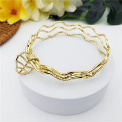 Triple Layers Wavy Bracelet With Different Charm Styles