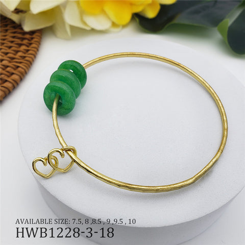 Bracelet With Green Ring Jade And A Double Heart Charm