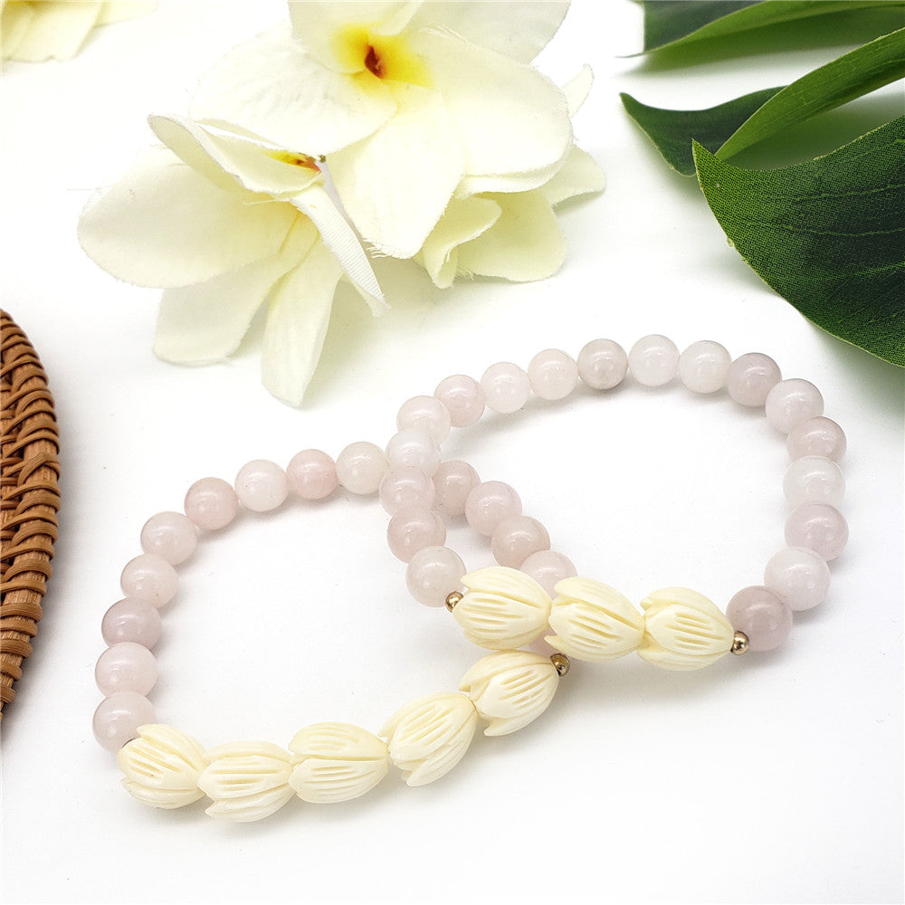 Hawaiian Bracelets In Different Colors With Golden And Ivory Color Beads