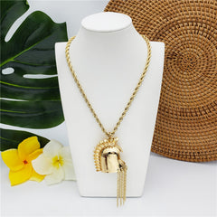 Hawaiian Helmet With Chains Necklace