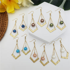 Set Of Lantern Earrings And Necklace Sustained With A Pearl In Different Colors