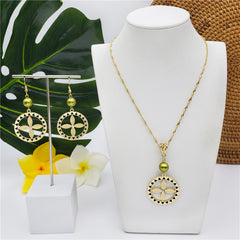 Set Of Flower Wheel With White Zircon Earrings And Necklace Sustained With A Pearl In 2 Different Colors