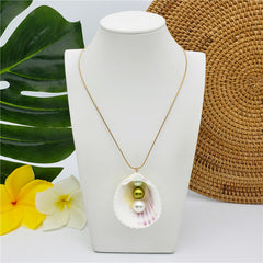 Hawaiian Seashell Necklace With Double Light Silver And Single Peridot Pearls