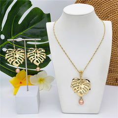 Set Of Hawaiian Monstera Leaf Earrings And Necklace Sustained With A Pearl From The Bottom In Different Colors