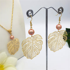 Set Of Hawaiian Monstera Leaf Earrings And Necklace Sustained With A Pearl In Different Colors