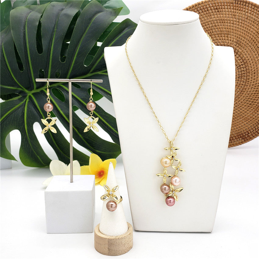 Set Of Earrings, Ring And Necklace With Flowers Centered With White Zircon And Pearls In 2 Different Colors