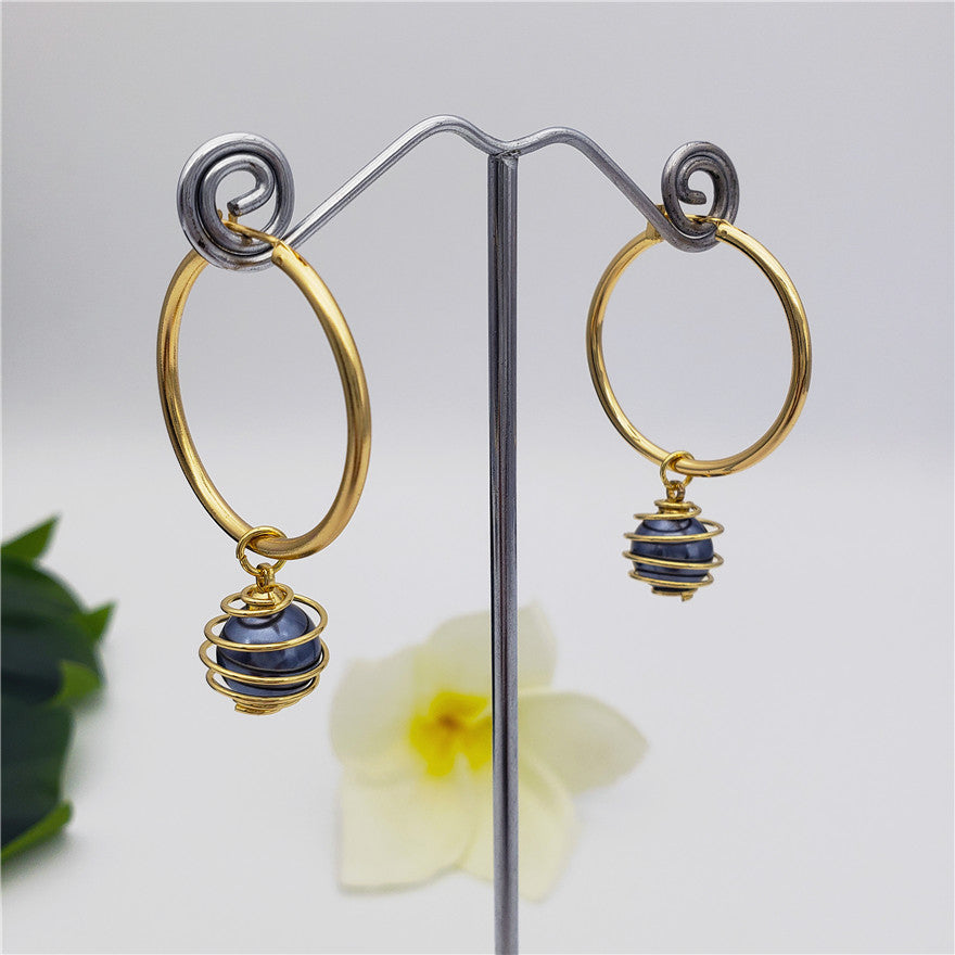 Hoop Circle Earrings Sustained With A Lightbulb Pearl In Different Colors