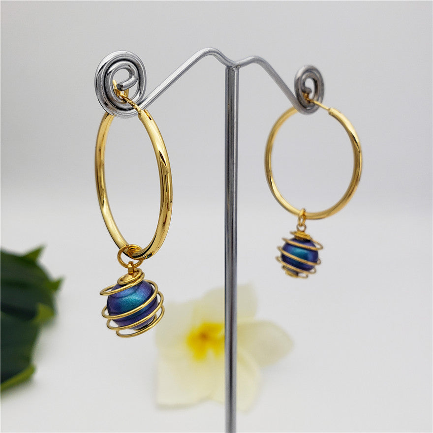 Hoop Circle Earrings Sustained With A Lightbulb Pearl In Different Colors