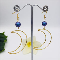 Crescent Moon Earrings Sustained With A Pearl In Different Colors