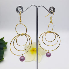 Circles Drop Earrings Sustained With A Pearl In Different Colors