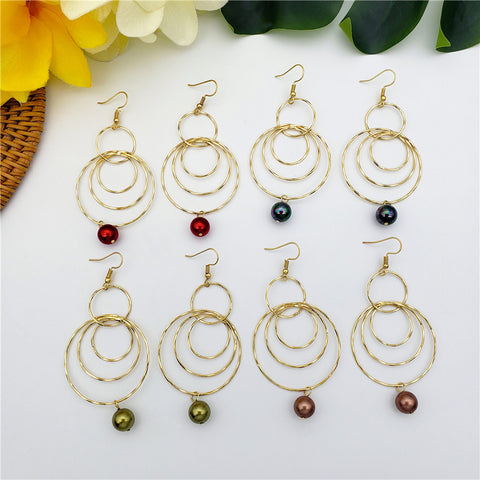 Circles Drop Earrings Sustained With A Pearl In Different Colors