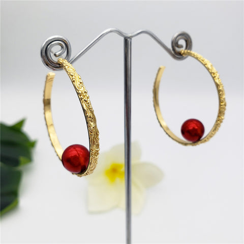 Round Carved Flowers And Waves Egg Hoop Earrings With A Pearl In 2 Different Colors