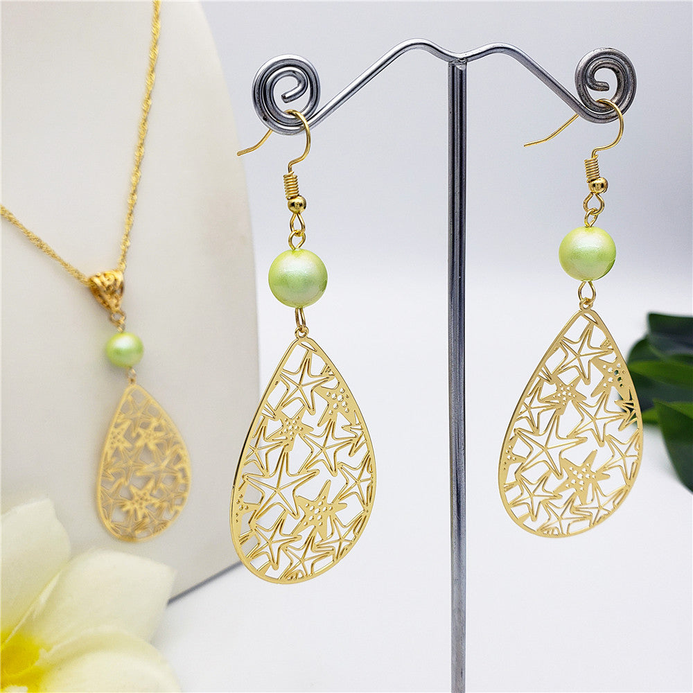 Set Of Carved Starfish Teardrop Earrings And Necklace Sustained With A Pearl In Different Colors