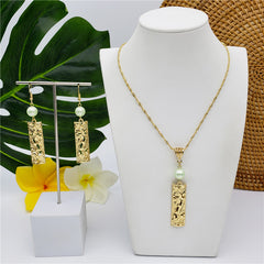 Set Of Carved Blooming Flowers & Leaves Bar Drop Earrings And Necklace Sustained With A Pearl In Different Colors