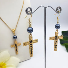 Set Of Engraved "Kuuipo" Carved Cross Earrings And Necklace Sustained With A Pearl In Different Colors