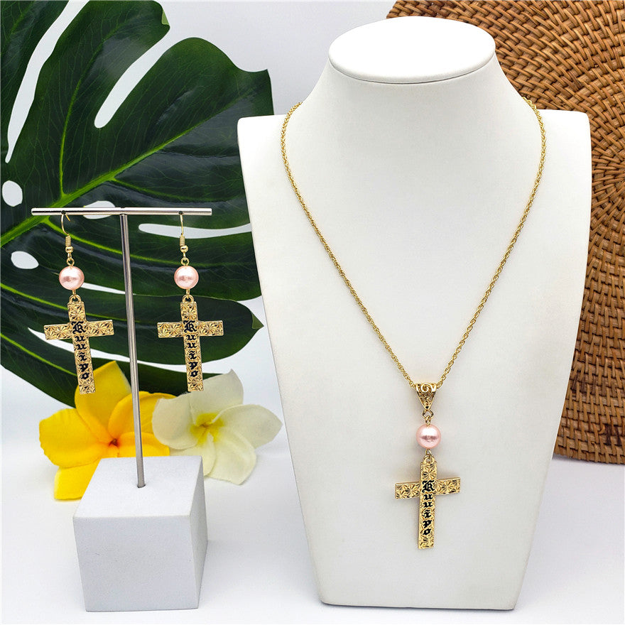 Set Of Engraved "Kuuipo" Carved Cross Earrings And Necklace Sustained With A Pearl In Different Colors